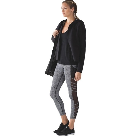 Lululemon Wild And Free Tight Fall Net White Black / Black, Size 2/4 - Picture 1 of 11